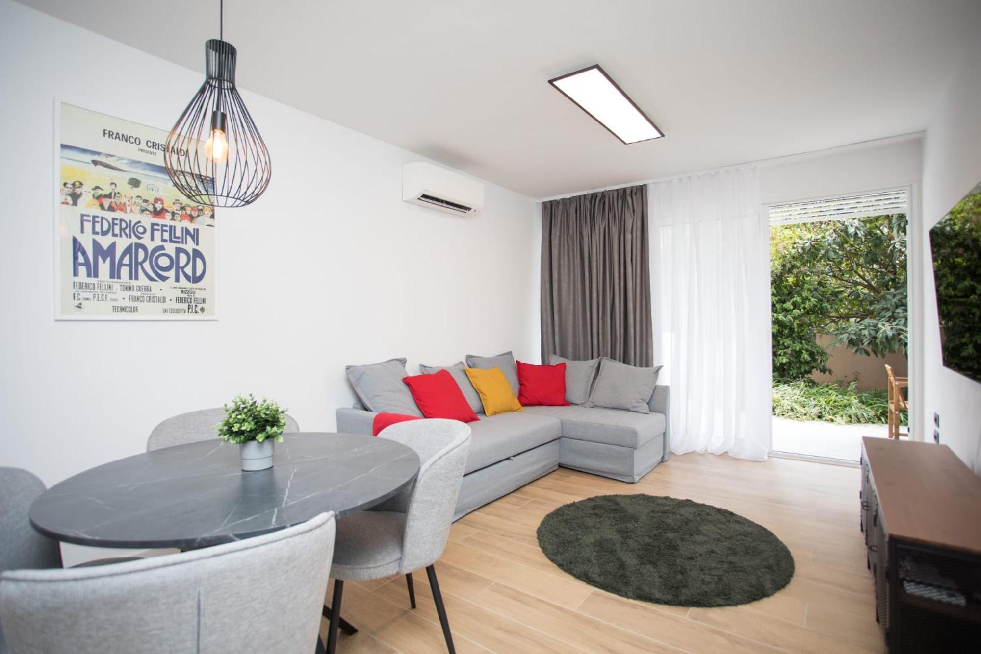 Lumi'S Perfect Place Near Beach With Garden & Free Public Parking Split Exterior photo
